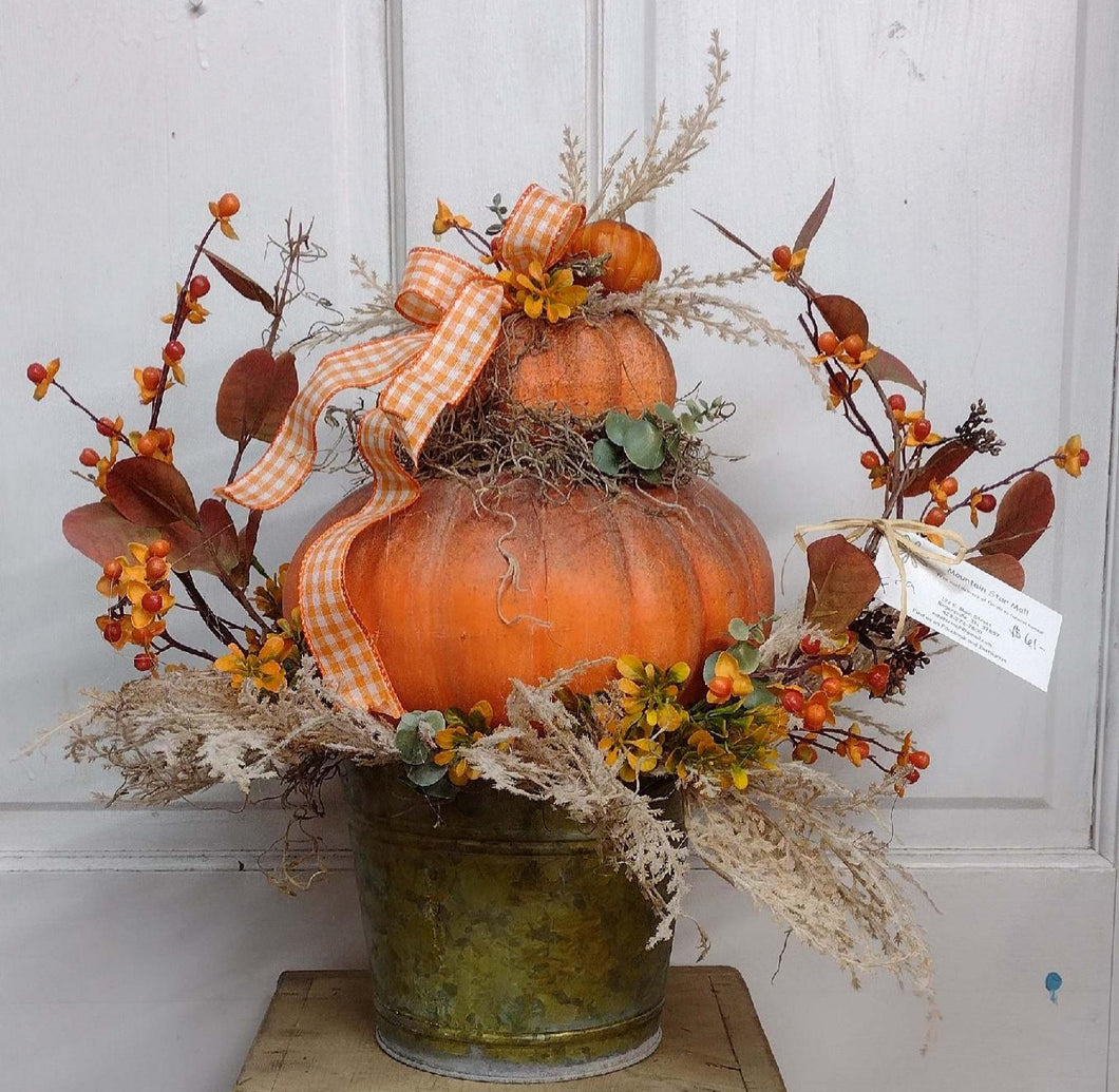 F80 - Fall Arrangement with Pumpkin Stack