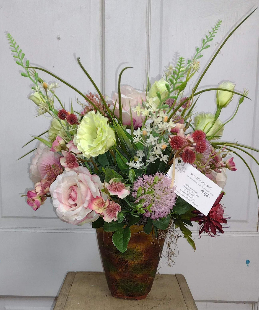 K375 - Arrangement with Pink Mix