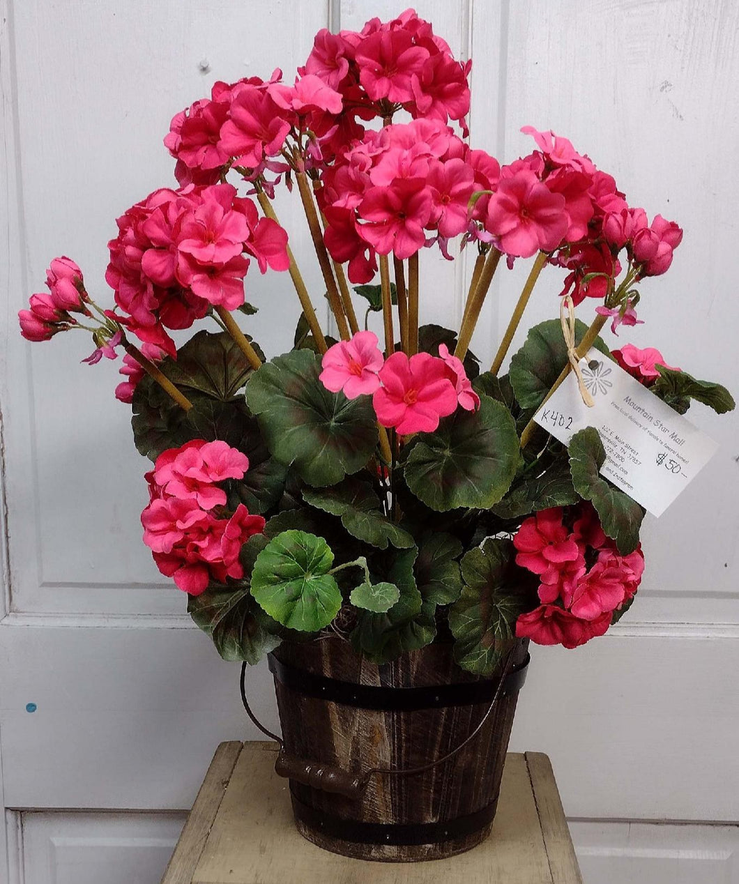 K402 - Wood Bucket with Pink Geraniums