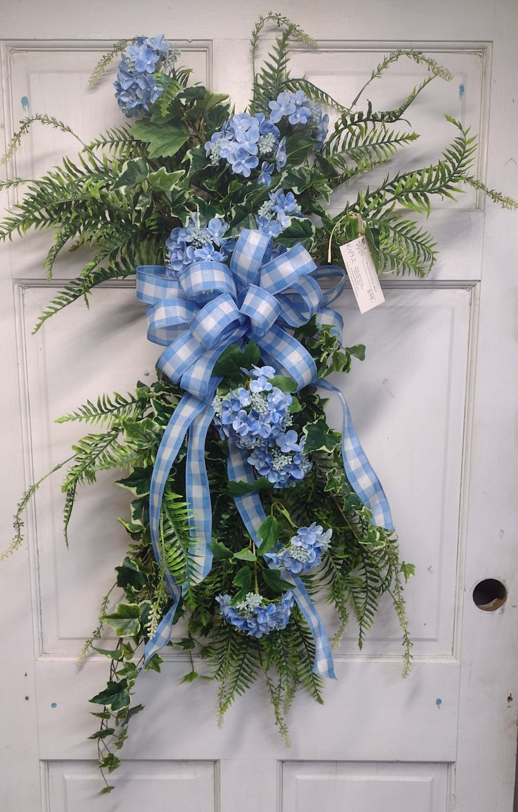 K492 - Swag with Blue and White