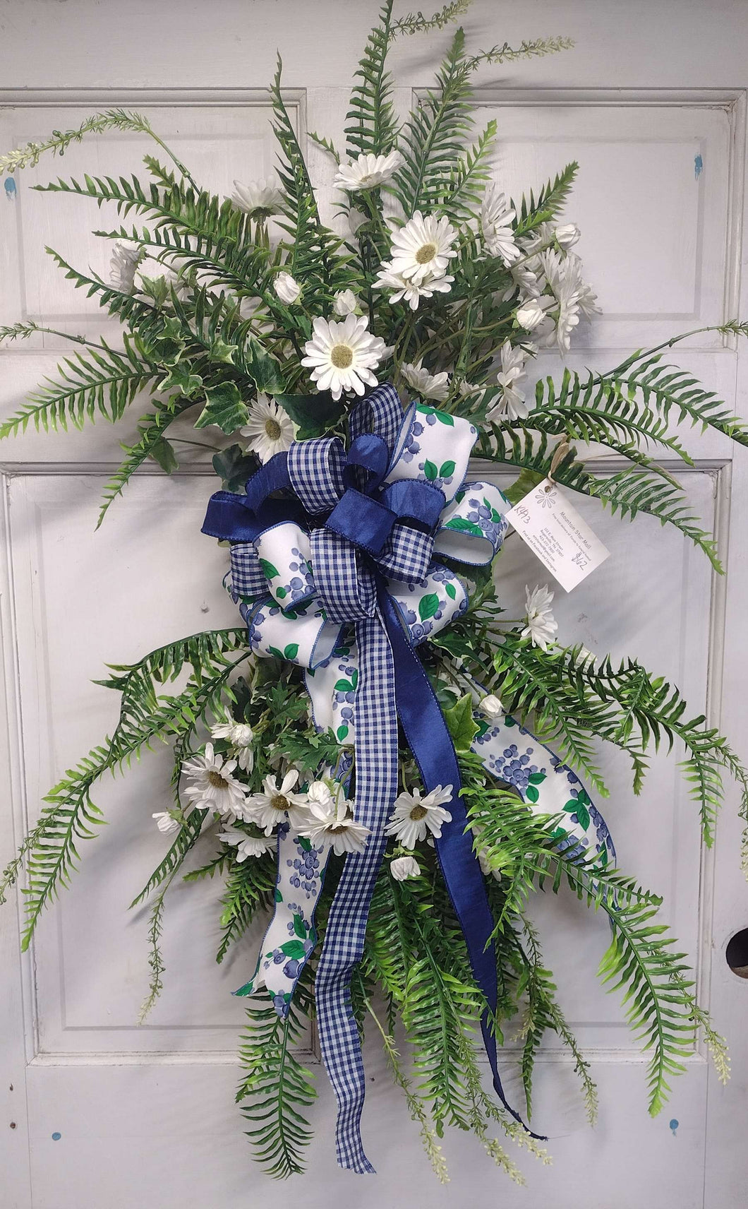 K493 - Swag with White Daisies & Blue & White Bow