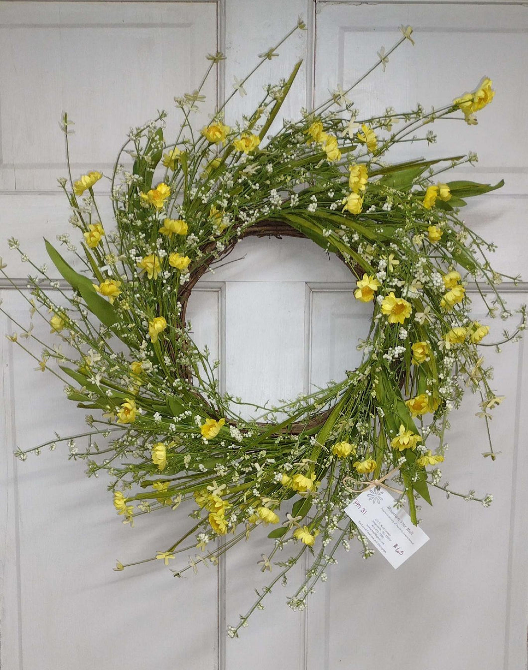 PM31 - Wreath with Yellow Mini Flowers