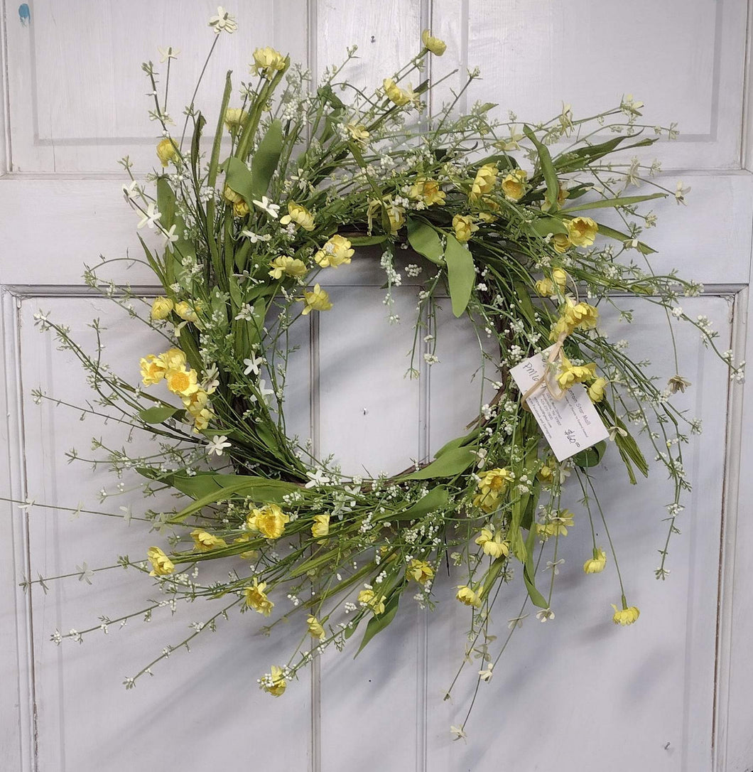 PM64 - Wreath with Yellow Straw Flowers