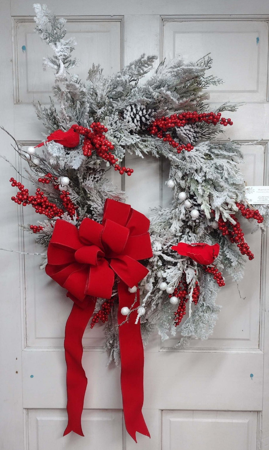 W100 - Winter Wreath... Flocked with Red Berries & Cardinals