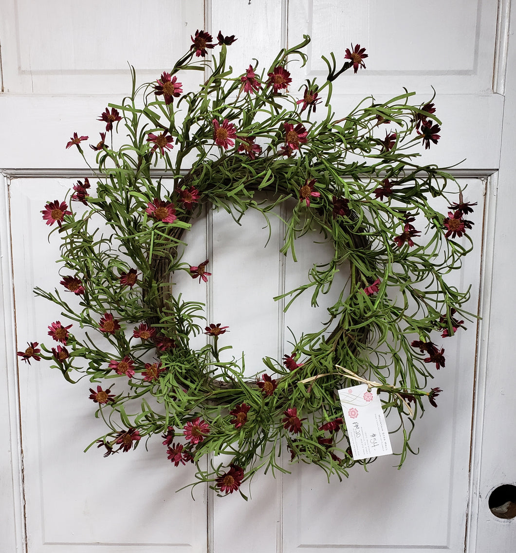 PM20 - Wreath with Burgundy Mini Flowers